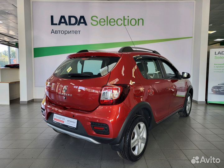 Renault Sandero Stepway 1.6 МТ, 2018, 40 845 км