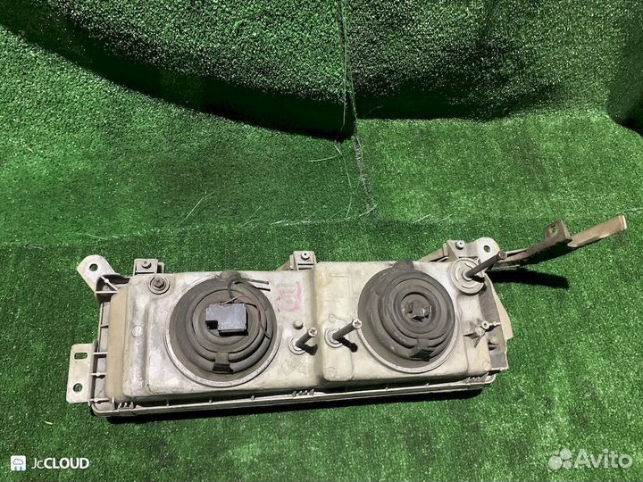 Фара на nissan largo C22