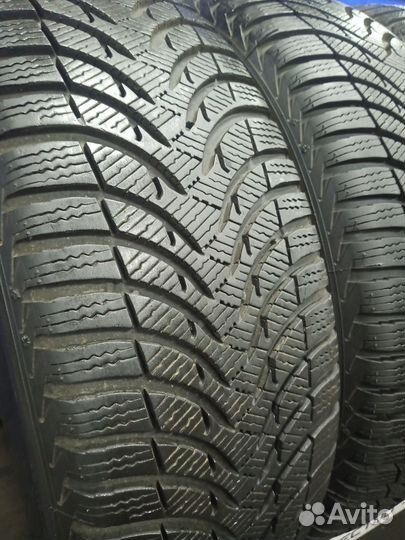 Michelin Alpin 4 215/60 R17 104Y