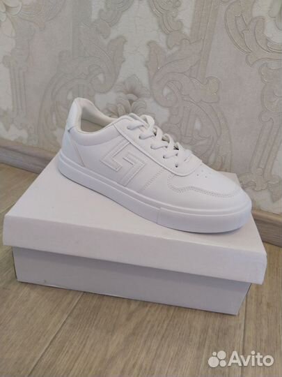 Новые кеды женские 39