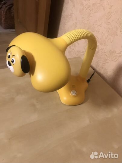 Лампа настольная