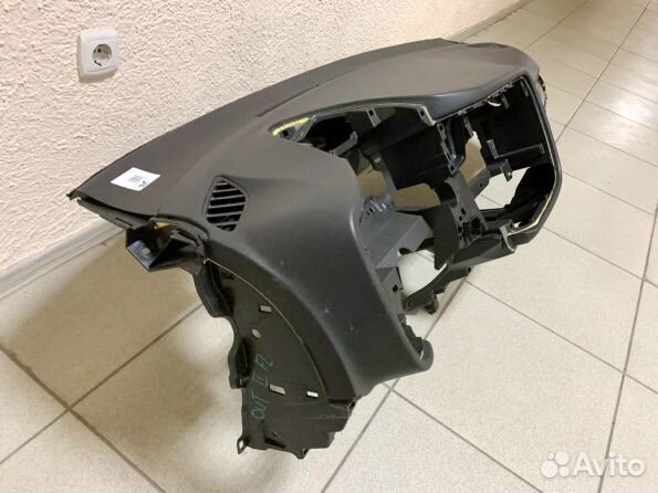 Торпеда Митсубиси Аутлендер 3 GF панель консоль