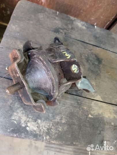 Опора двигателя задняя левая Honda CR-V rd1