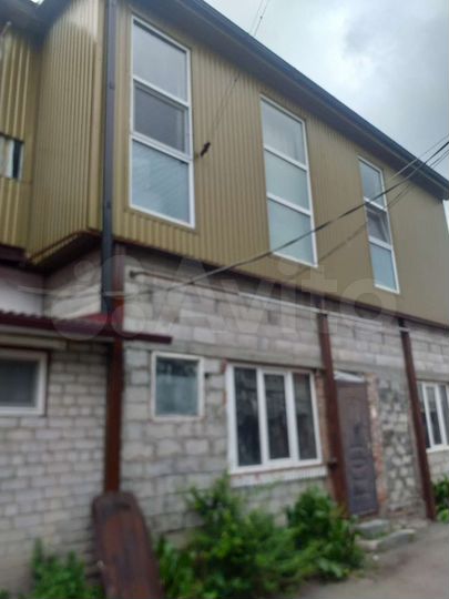 2-к. квартира, 80 м², 2/2 эт.