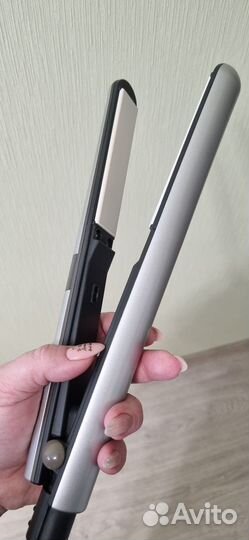 Выпрямитель (утюжок) для волос philips