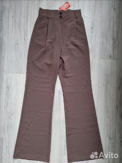 Брюки новые 44р