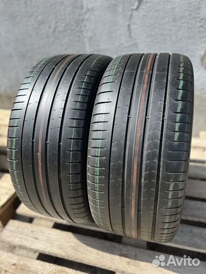 Pirelli P Zero PZ4 255/35 R19
