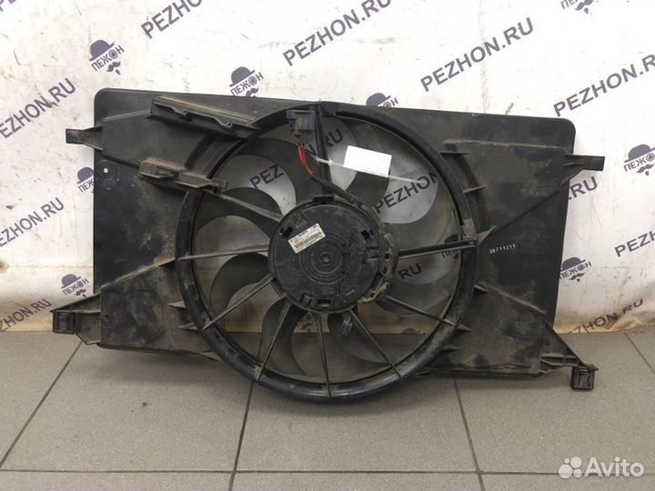 Диффузор с вентилятором Ford Focus 2011-2019