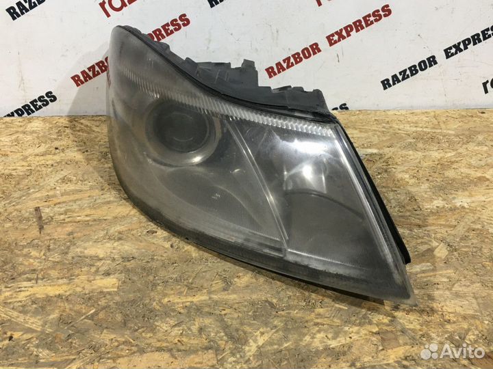 Фара правая Skoda Octavia A5 FL