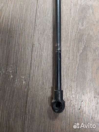 Амортизатор крышки багажника Bmw X5 E53 4.4