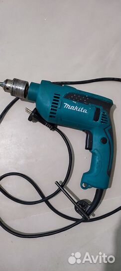 Дрель makita