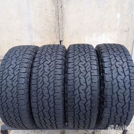 Matador MP 72 Izzarda A/T 2 215/65 R16 98H