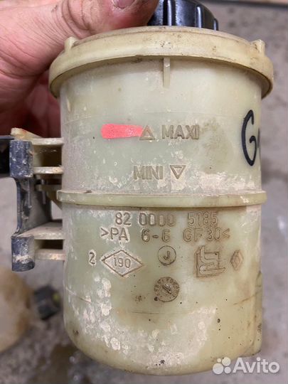 Бачки гур и охлаждения Renault Nissan