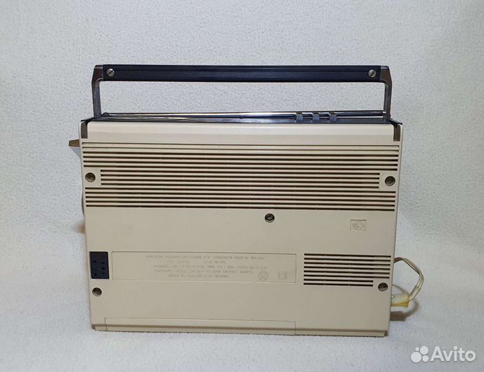 Радиоприемник СССР VEF 214