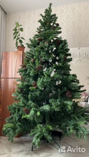 Елка искусственная королевская с шишками 240 см