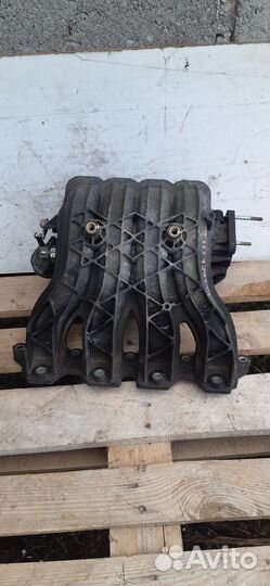 Коллектор впускной Chevrolet Lacetti 1.4