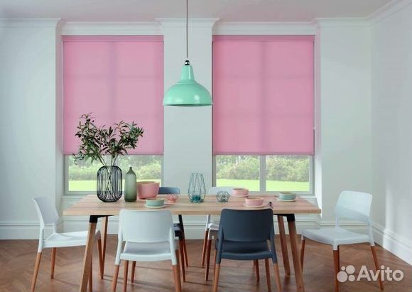 Рулонные шторы в кухню