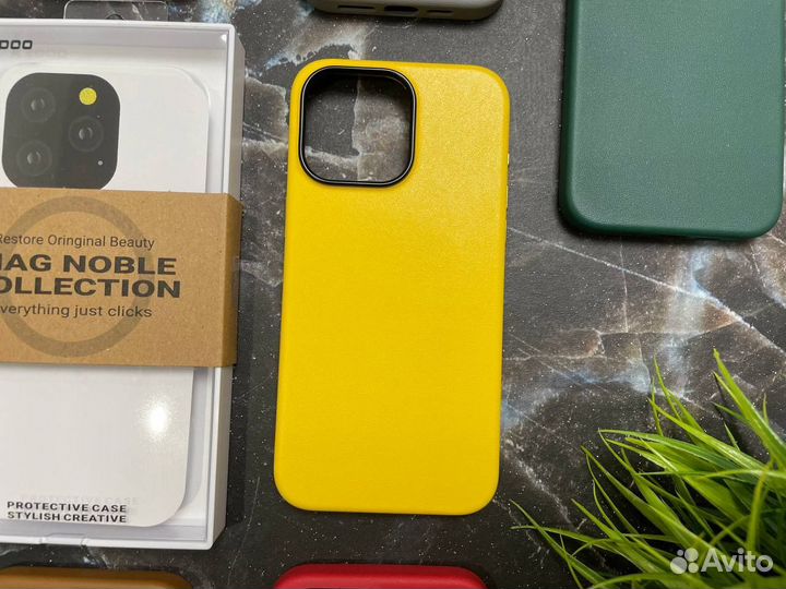 Чехол на iPhone 15 Pro Max кожаный