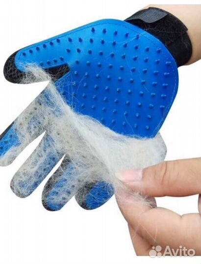 Перчатка для вычесывания шерсти