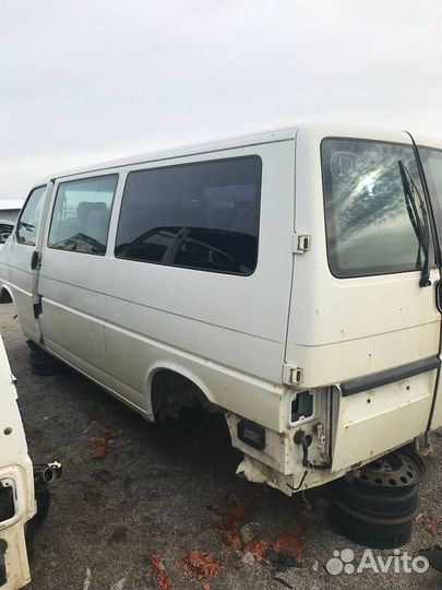 Запчасти на Volkswagen Transporter T4