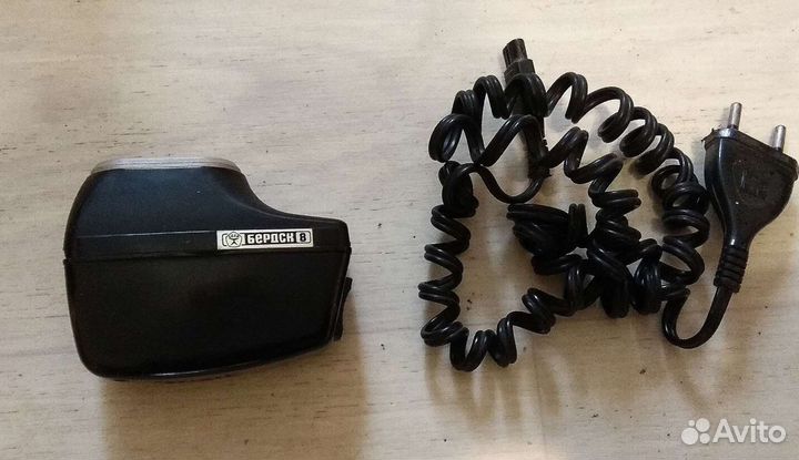 Бритва электрическая СССР. Б/у. Есть изъяны