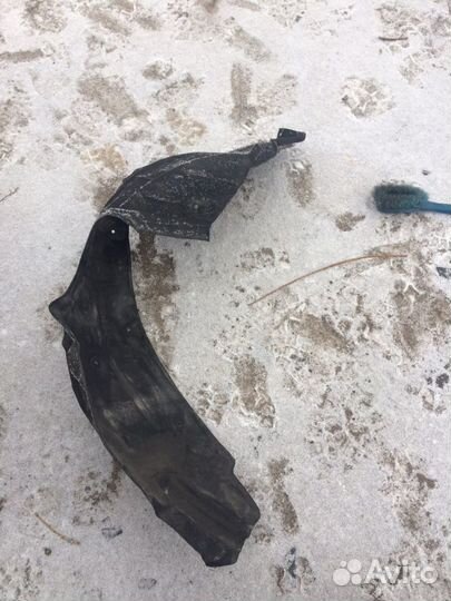 Подкрылок задний правый toyota camry V 50