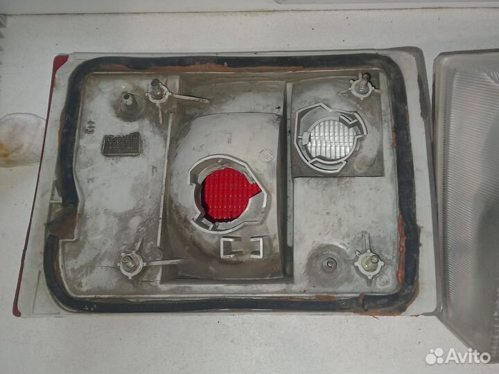 Фонари hella audi 80