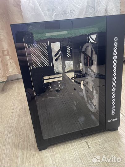 Игровой корпус для пк с вентиляторами Ginzzu v300