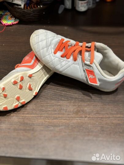 Футбольные бутсы