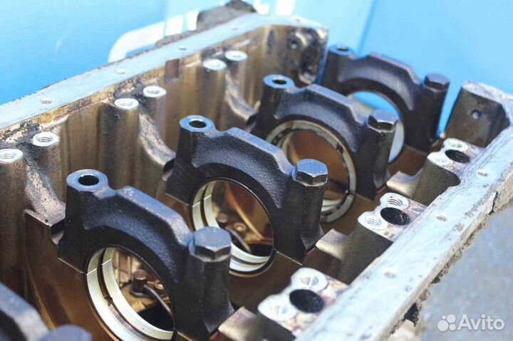 Блок цилиндров BMW 525i (бмв 525i) E60 11112334413