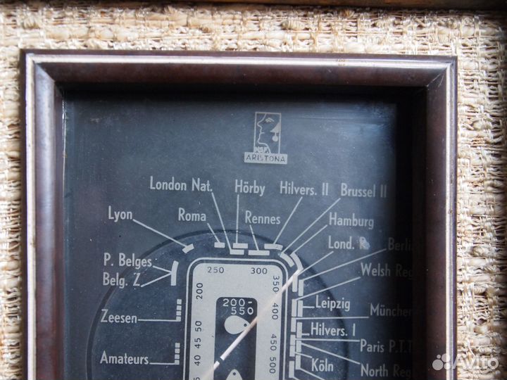 Радио. старинное ламповое aristona