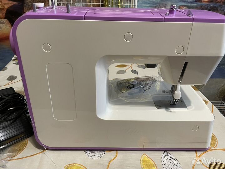 Швейная машина Aurora