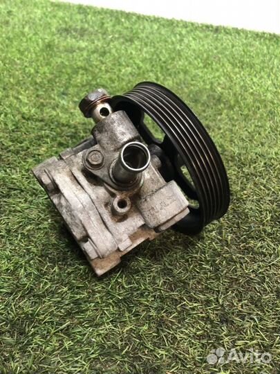 Насос гидроусилителя Citroen C-Crosser 2.2 HDI