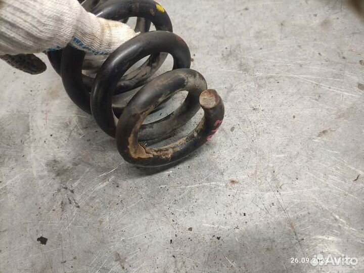 Пружина передняя левая Mitsubishi Pajero Sport 2