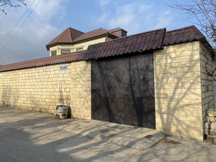 Дом 200 м² на участке 4,5 сот.