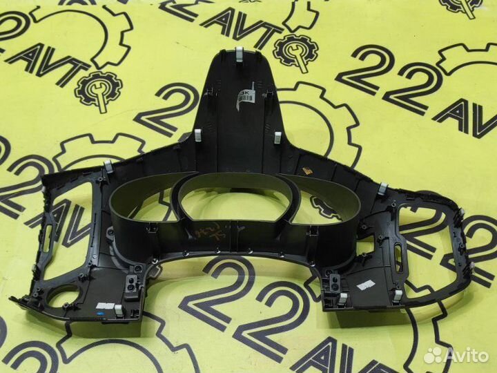 Консоль панели приборов Kia Sportage SL G4KH 2010