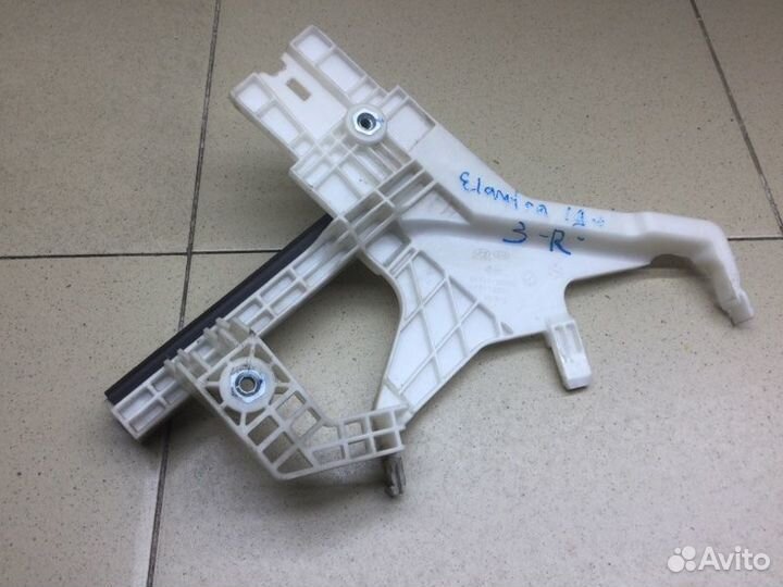 Кронштейн (сопут. товар) задний правый Hyundai