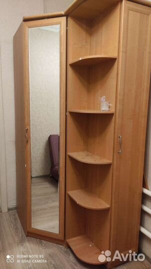 Угловой шкаф