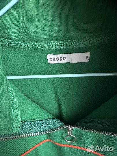 Укороченный свитшот