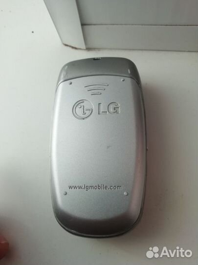 LG C2100