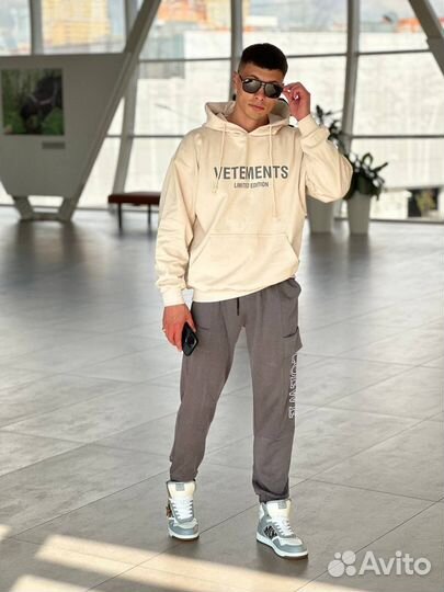 Худи мужское Vetements
