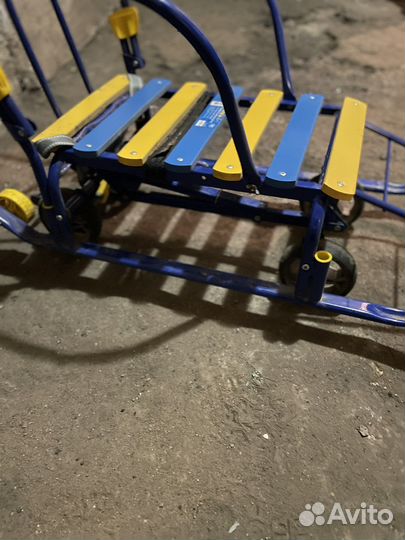 Детские санки на колесах