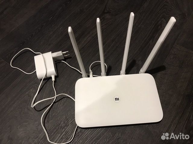 Роутер Xiaomi Mi WiFi 4