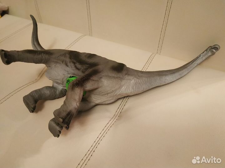 Игрушка динозавр