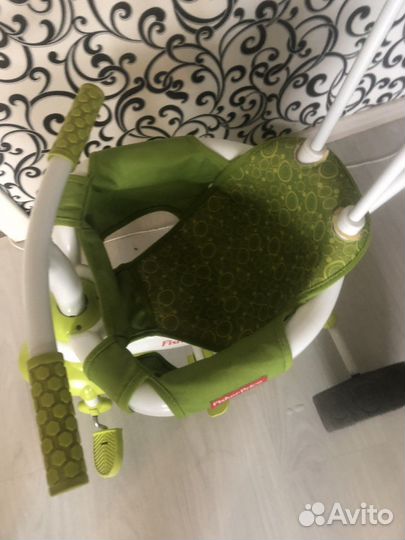 Детский трехколесный велосипед fisher price