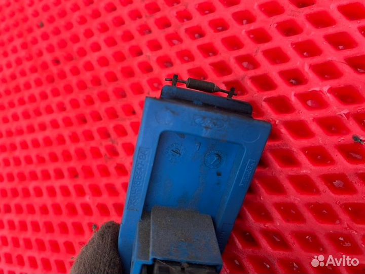 Резистор отопителя Ford Focus 1 1998-2005