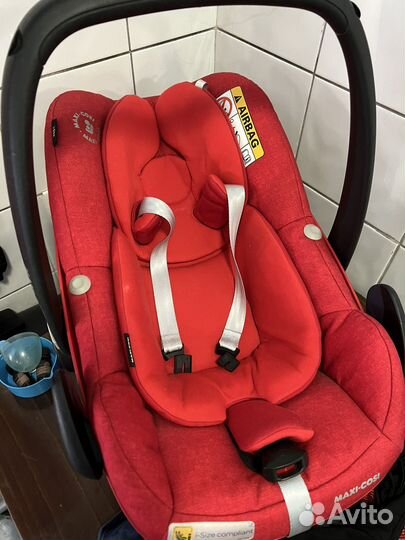 Автокресло Maxi-Cosi Pebble Pro i-Size Nomad Red