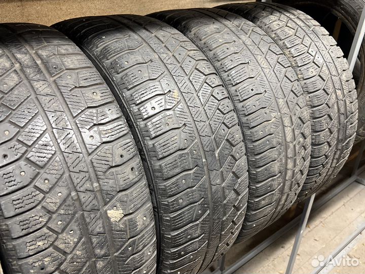 Continental ContiWinterViking 2 215/55 R16 97T