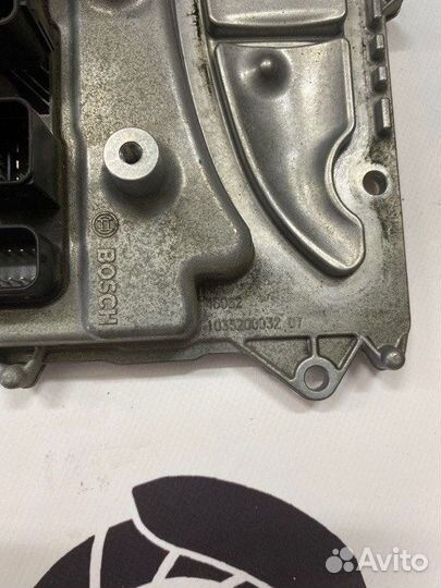 Блок управления двигателем Bmw F10 3.0 2011