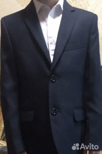 Костюм школьника (пиджак+брюки) 140 р-р